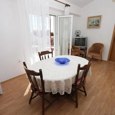 With A Parking Space Gradac, Makarska - 6757 Appartement Gradac (Split-Dalmatia)